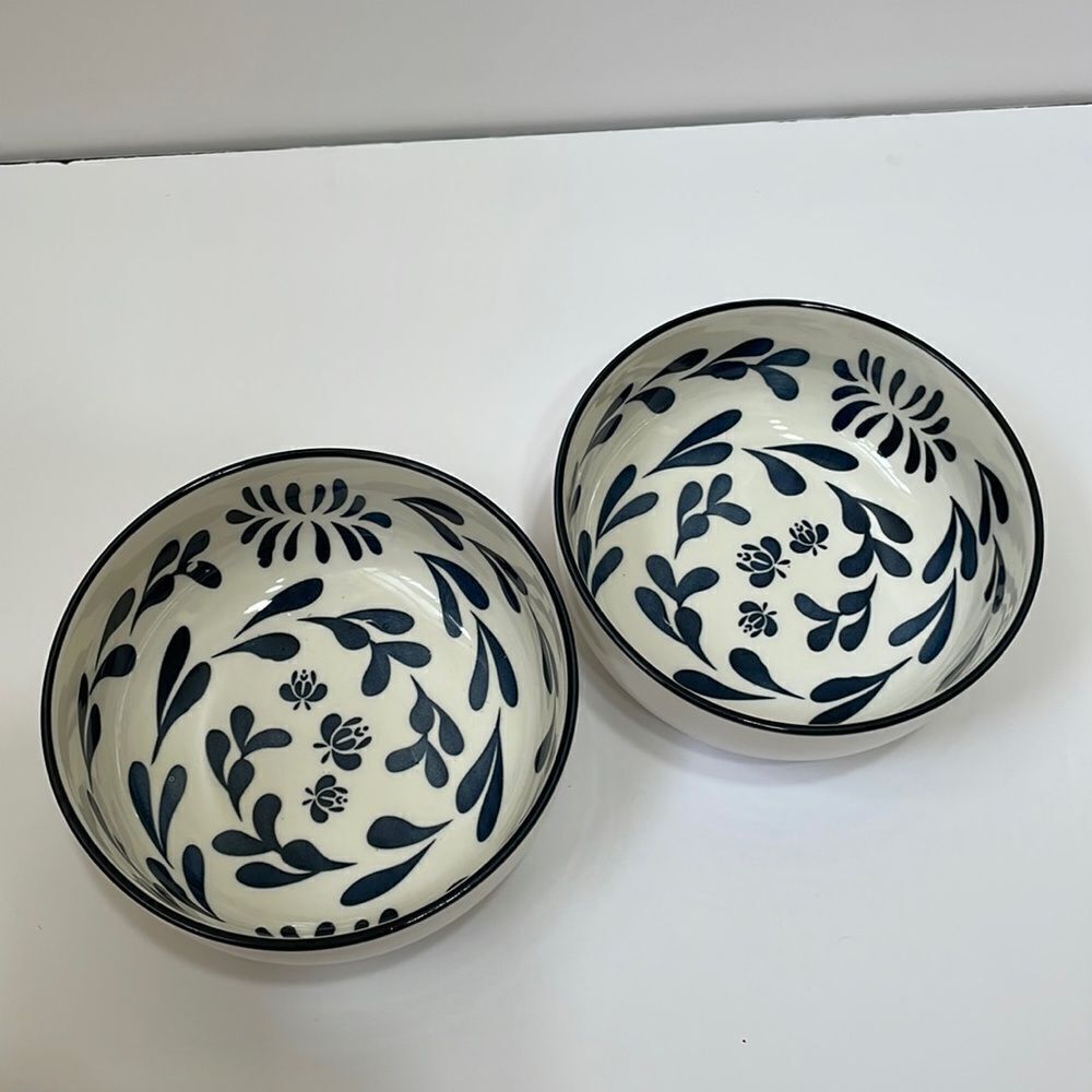 ORLY MAISON BOWLS IN NAVY‎ BLUE AND CREAM.  SET OF TWO